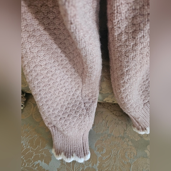 NWOT Adrianna Papell Cream Cardigan with White Trim - Picture 5 of 12